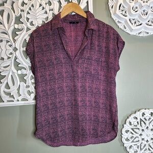 Pleione Sheer Cap Sleeve Top Pink Navy Small